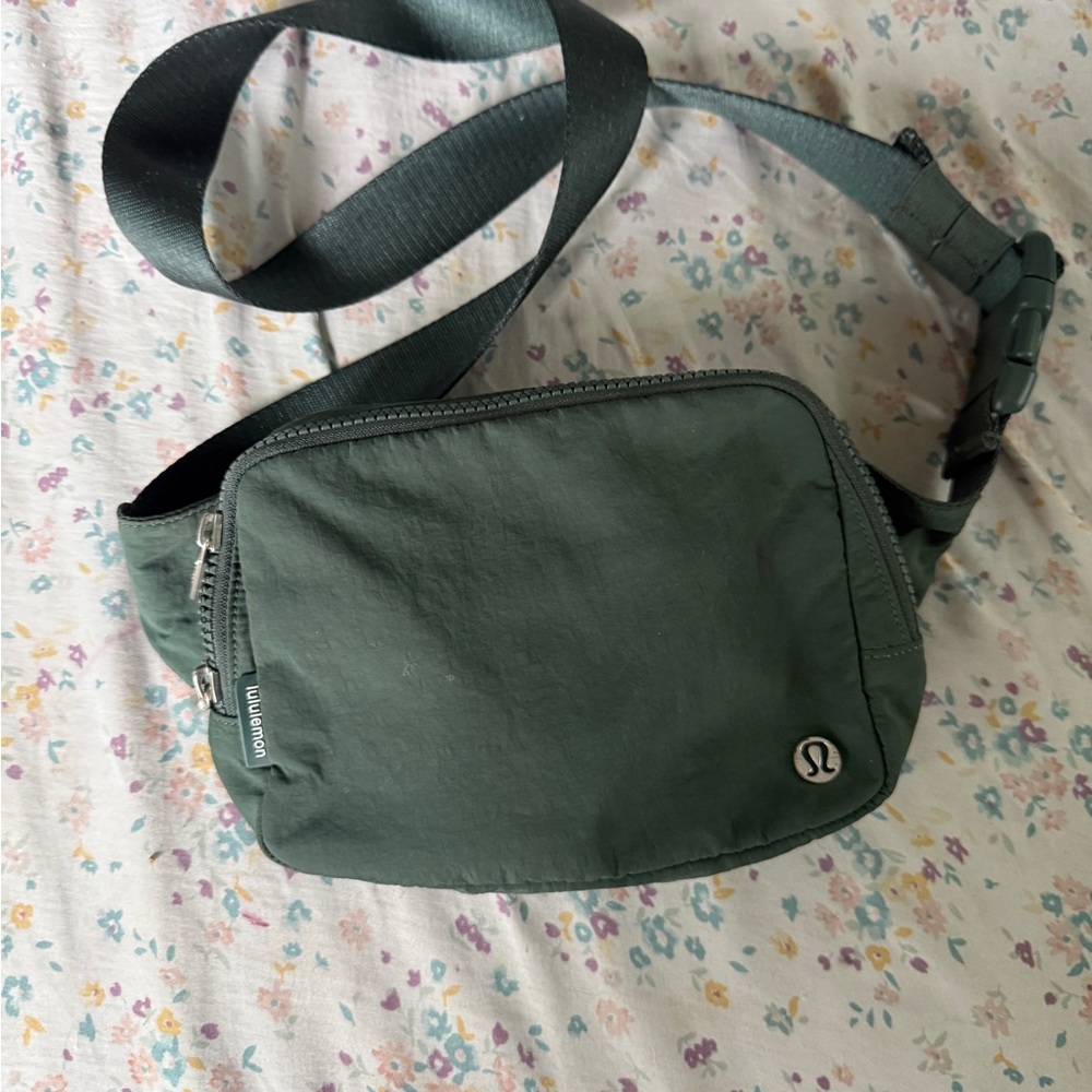 lululemon athletica Green Crossbody Bag